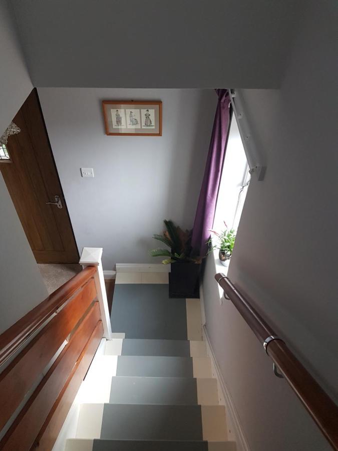 Apartment Post Office Row And Garden Crickhowell